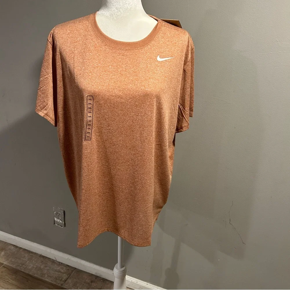 NEW The Nike Tee Dri Fit Women’s Burnt Orange XXL NWT